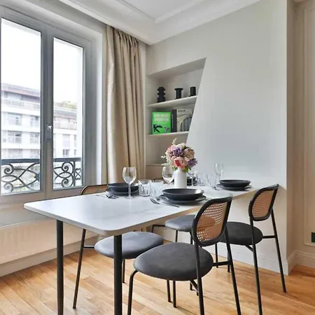 Modern - 1br-4p - Canal St-martin Paris